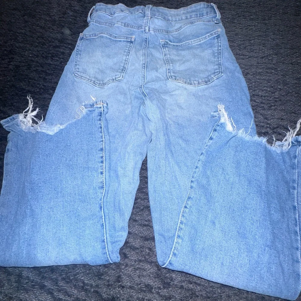 No Boundaries Light Blue Straight Leg Jeans - Picture 4 of 5